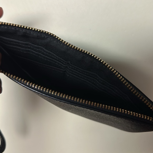 Coach Wristlet - Picture 3 of 4